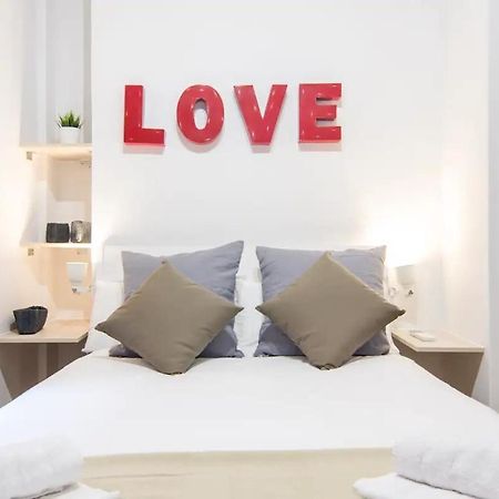 Bright & Spacious- City Center- 2Rooms-2Bathrooms Madrid Kültér fotó