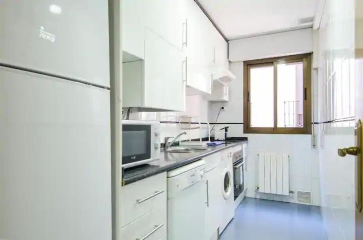 Bright & Spacious- City Center- 2Rooms-2Bathrooms Madrid Kültér fotó