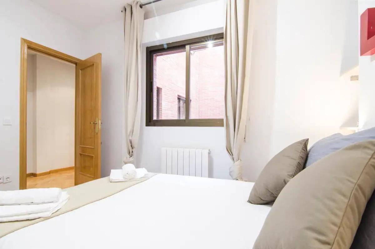 Bright & Spacious- City Center- 2Rooms-2Bathrooms Madrid Kültér fotó